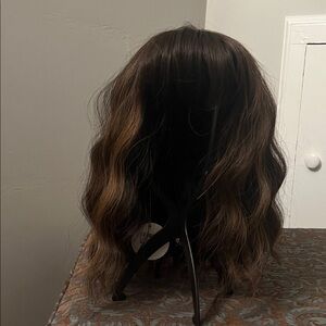 Elegant Brown Wavy Hair Wig